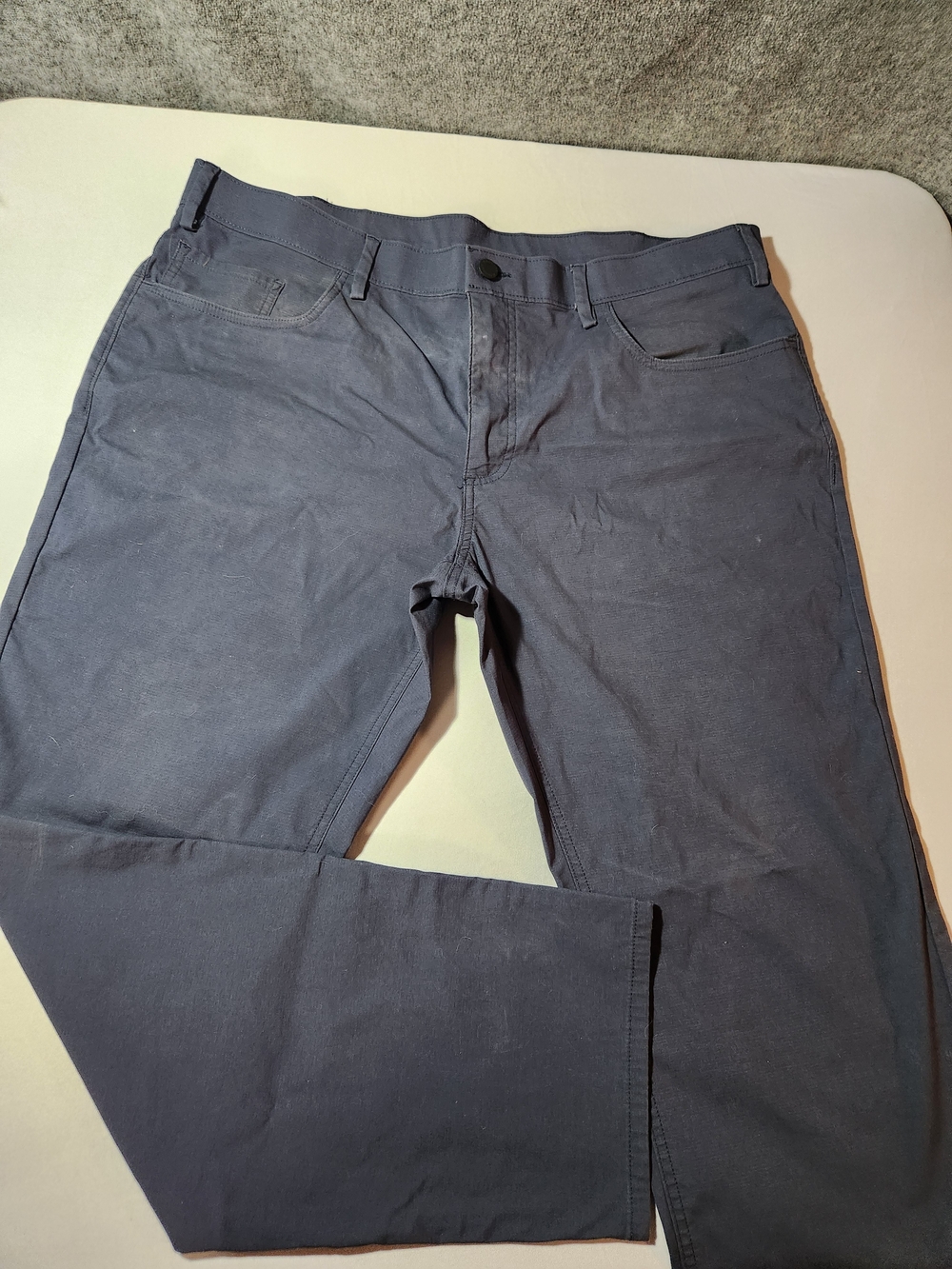 Men's Haggar in Motion Navy Blue Pants Size 38 x 30